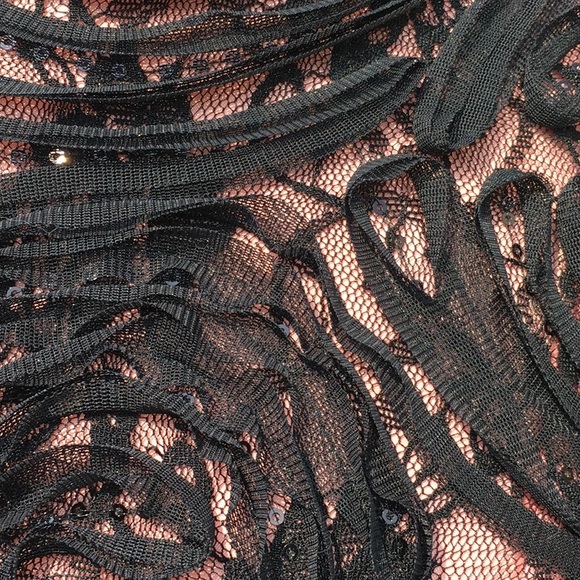 Pink and black lace cocktail dress with sequins. - Picture 4 of 4